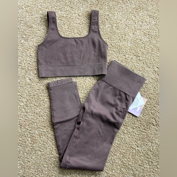 JoyLab Pants - NWT women’s bra/leggings set